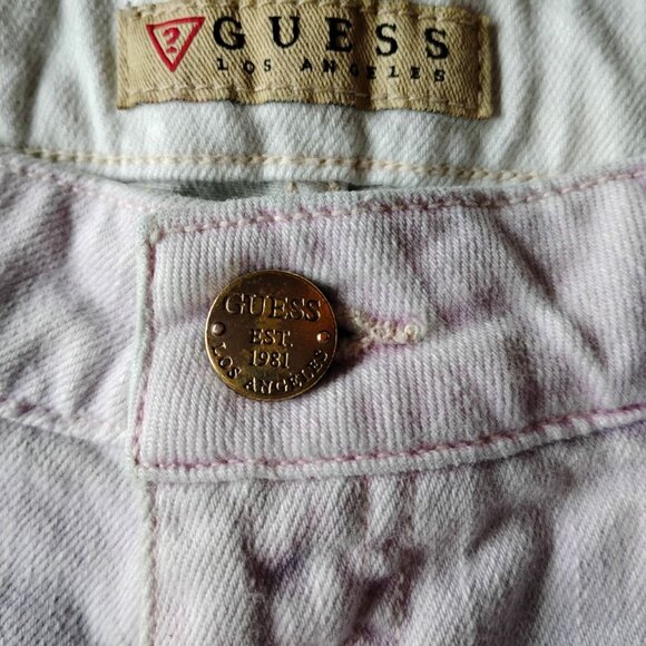 Size 25 Guess Shorts - Picture 4 of 12